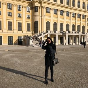 Meet your Posher, Angela